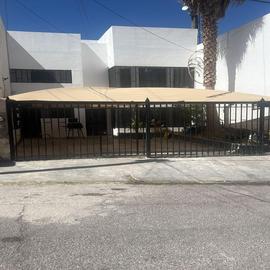 Foto de casa en venta en  , colinas del valle, chihuahua, chihuahua, 27907025 No. 01