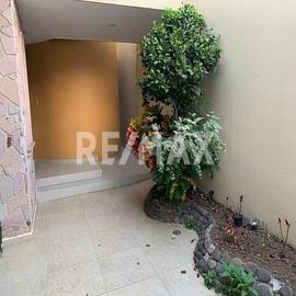 Foto de casa en renta en colonia emiliano zapata , emiliano zapata, uruapan, michoacán de ocampo, 0 No. 01