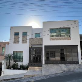 Foto de casa en venta en  , contry los estanques, monterrey, nuevo león, 0 No. 01