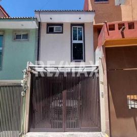 Foto de casa en renta en cumbres del valle , cumbres del valle, tlalnepantla de baz, méxico, 0 No. 01