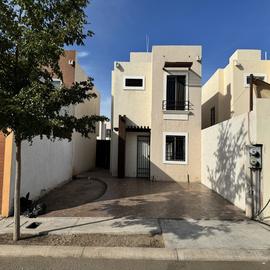 Foto de casa en venta en del meson , el camino real, la paz, baja california sur, 28911367 No. 01