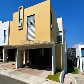 Foto de casa en renta en  , desarrollo habitacional zibata, el marqués, querétaro, 0 No. 01