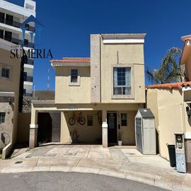 Foto de casa en venta en  , diamante reliz, chihuahua, chihuahua, 0 No. 01