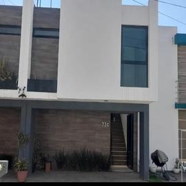 Foto de casa en venta en  , ejercito mexicano, uruapan, michoacán de ocampo, 0 No. 01