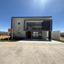 Foto de casa en venta en  , el molino, león, guanajuato, 0 No. 01