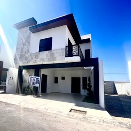 Foto de casa en venta en encino blanco 200, rincón de los encinos, saltillo, coahuila de zaragoza, 0 No. 01