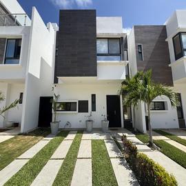 Foto de casa en renta en  , encuentro, solidaridad, quintana roo, 0 No. 01