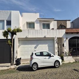 Foto de casa en renta en  , esmeralda, colima, colima, 0 No. 01