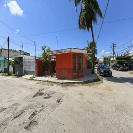 Foto de casa en venta en  , forjadores de quintana roo, othón p. blanco, quintana roo, 0 No. 01