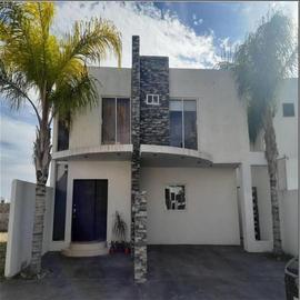 Foto de casa en renta en  , fraccionamiento villas del renacimiento, torreón, coahuila de zaragoza, 0 No. 01