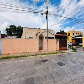 Foto de casa en venta en  , francisco de montejo, mérida, yucatán, 0 No. 01