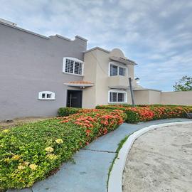 Foto de casa en venta en  , gaviotas sur (el monal), centro, tabasco, 30450891 No. 01