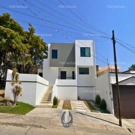 Foto de casa en venta en  , gran jardín, león, guanajuato, 0 No. 01