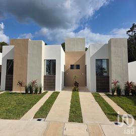 Foto de casa en venta en gran kabah , sac-be, benito juárez, quintana roo, 30495053 No. 01