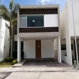 Foto de casa en renta en guadalupe gonzález , los fresnos, aguascalientes, aguascalientes, 27850258 No. 01