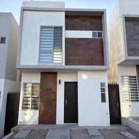 Foto de casa en renta en  , hacienda de santa clara, chihuahua, chihuahua, 0 No. 01