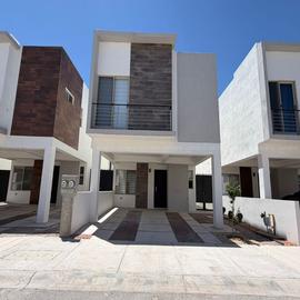 Foto de casa en renta en  , hacienda de santa clara, chihuahua, chihuahua, 0 No. 01