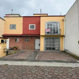 Foto de casa en renta en Hacienda del Valle I, Toluca, México, 29185464,  no 01