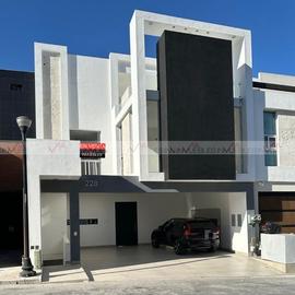 Foto de casa en venta en  , hacienda san francisco, monterrey, nuevo león, 15081077 No. 01