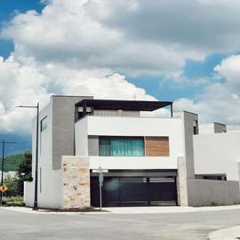 Foto de casa en renta en  , huajuquito o los cavazos, santiago, nuevo león, 0 No. 01