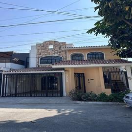 Foto de casa en renta en isla ascención , residencial la cruz, guadalajara, jalisco, 0 No. 01
