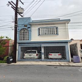 Foto de casa en venta en  , jardines de anáhuac sector 3, san nicolás de los garza, nuevo león, 0 No. 01