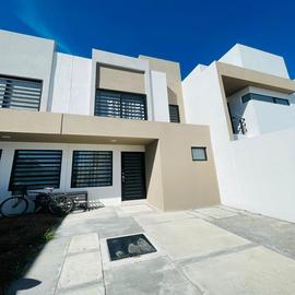 Foto de casa en renta en  , jardines de versalles, león, guanajuato, 0 No. 01