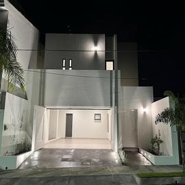 Foto de casa en renta en  , jardines vista hermosa, colima, colima, 0 No. 01