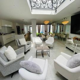 Foto de casa en renta en jenaro garza garcia , san pedro, san pedro garza garcía, nuevo león, 28230320 No. 01