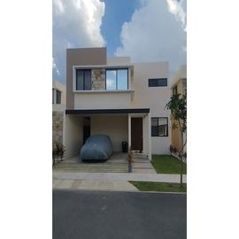 Foto de casa en renta en  , kantoyna, conkal, yucatán, 25697239 No. 01