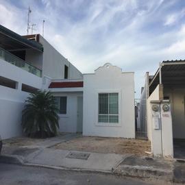 Foto de casa en renta en  , kilómetro 5, othón p. blanco, quintana roo, 8811699 No. 01