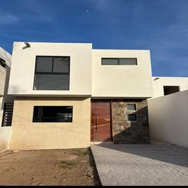 Foto de casa en venta en  , la estancia de comanjilla, guanajuato, guanajuato, 0 No. 01