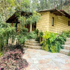 Foto de casa en renta en  , la peña, valle de bravo, méxico, 26065982 No. 01