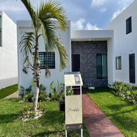 Foto de casa en venta en  , las américas, mérida, yucatán, 31426751 No. 01
