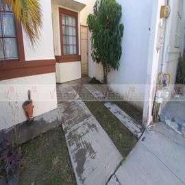 Foto de casa en renta en las cumbres , las cumbres, monterrey, nuevo león, 30408668 No. 01