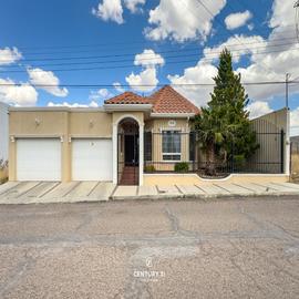 Foto de casa en venta en  , las huertas, cuauhtémoc, chihuahua, 31059462 No. 01
