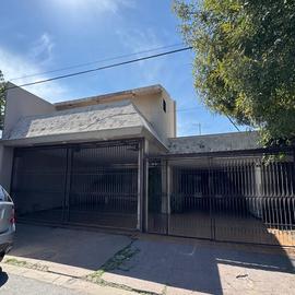 Foto de casa en venta en  , las rosas, gómez palacio, durango, 31063059 No. 01