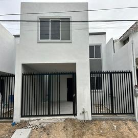 Foto de casa en venta en  , latinoamericano, tampico, tamaulipas, 30648335 No. 01