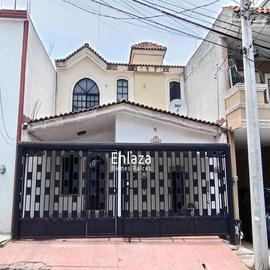 Foto de casa en renta en  , lázaro garza ayala, san pedro garza garcía, nuevo león, 31113767 No. 01