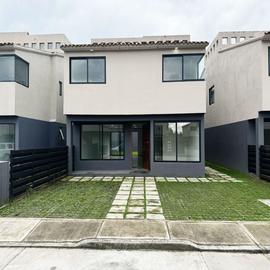 Foto de casa en venta en  , lerma de villada centro, lerma, méxico, 0 No. 01