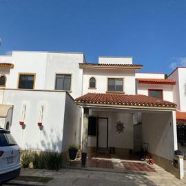 Foto de casa en renta en  , lindavista, centro, tabasco, 0 No. 01