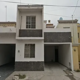 Foto de casa en venta en lirios 321, jardines del periférico, lerdo, durango, 0 No. 01
