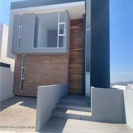 Foto de casa en venta en  , llano de la rochera, querétaro, querétaro, 0 No. 01