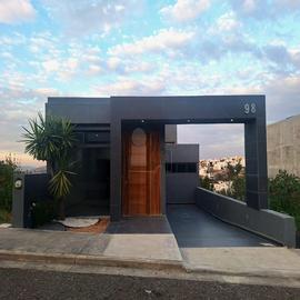Foto de casa en venta en lomas de camelinas 98, lomas del bosque, morelia, michoacán de ocampo, 18656128 No. 01