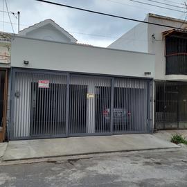 Foto de casa en venta en  , lomas de cumbres, monterrey, nuevo león, 0 No. 01
