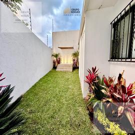Foto de casa en venta en  , lomas de miraval, cuernavaca, morelos, 30778049 No. 01