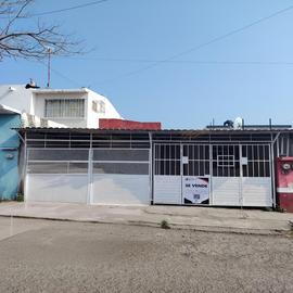 Foto de casa en venta en  , lomas del rio medio, veracruz, veracruz de ignacio de la llave, 0 No. 01