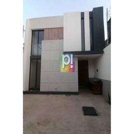 Foto de casa en venta en  , lomas del valle, morelia, michoacán de ocampo, 30132273 No. 01