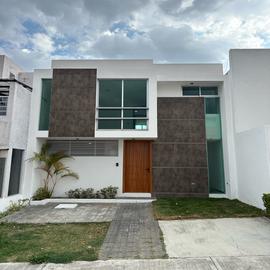 Foto de casa en venta en  , lomas del valle, puebla, puebla, 0 No. 01