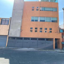 Foto de casa en venta en  , lomas verdes 4a sección, naucalpan de juárez, méxico, 0 No. 01